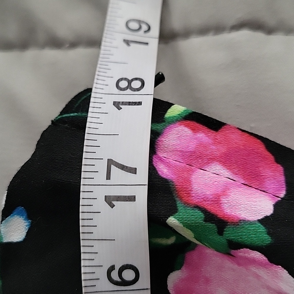 NWT Hearts & Roses London Floral Sleeveless Dress - Picture 13 of 14